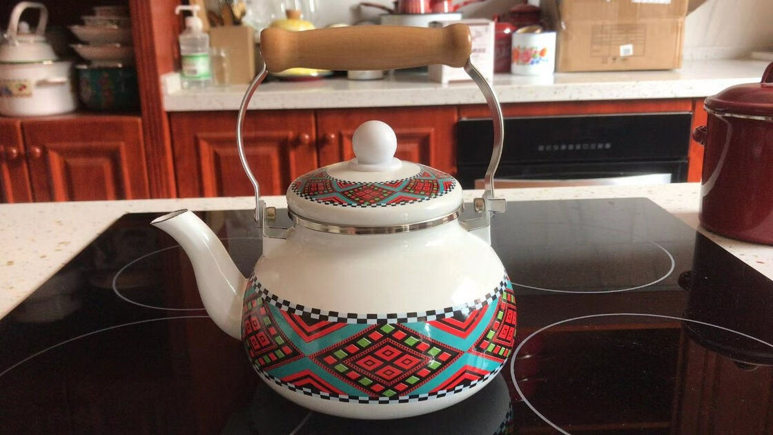 Porcelain Classical Style Custom Flowery Design Enamel Kettle Metal Steel Enamelled Teapot Perfect for Tea Brewing