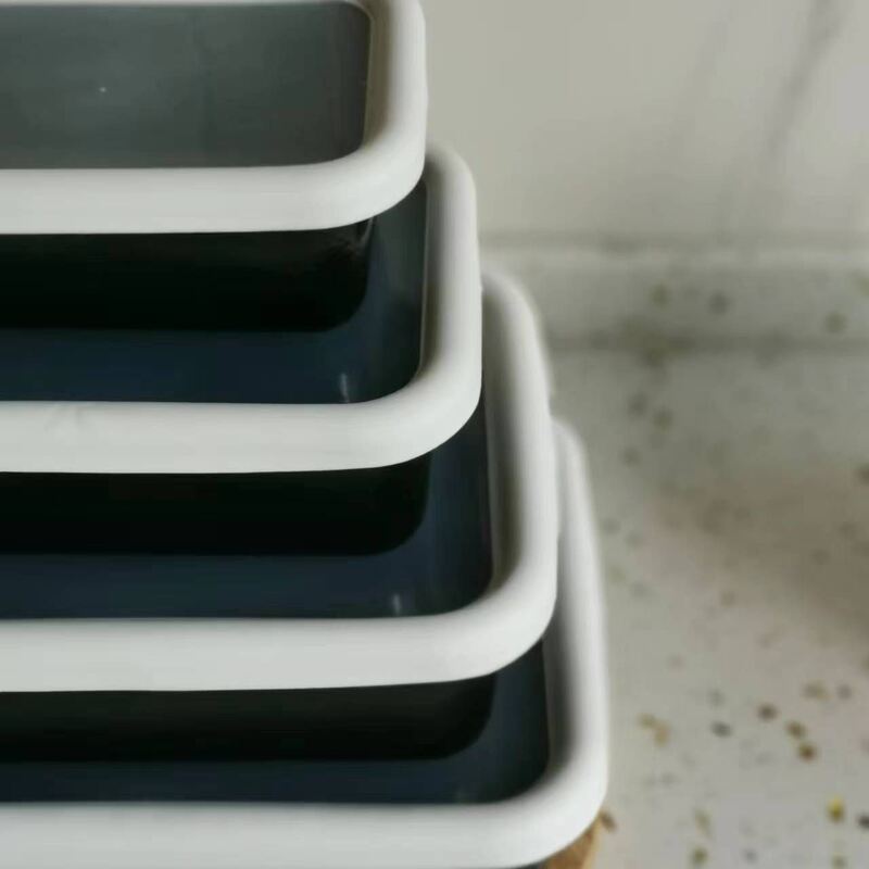 Classical Style Japanese Korean Style Enamel Container 600ml 1000ml 1700ml 2500ml Food Storage Containers