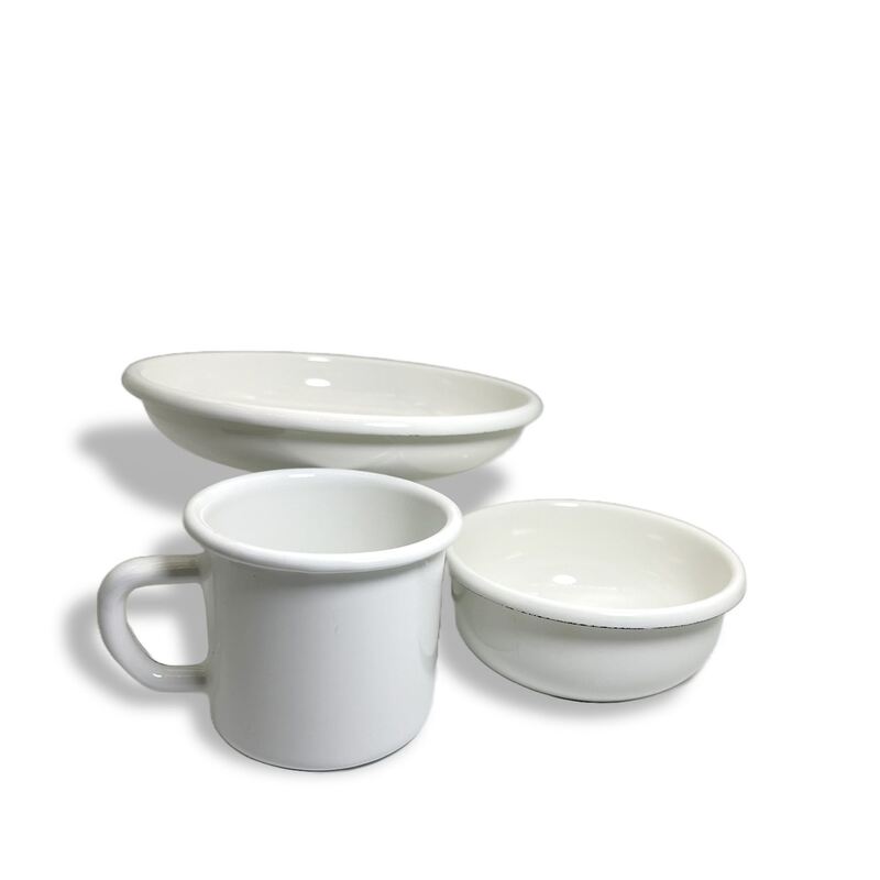 Production 30 Days Enamel Steel Dinnerware Cups Plates Bowls Mug Division Plate Essential Kitchenware