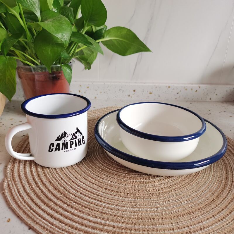 Production 30 Days Enamel Steel Dinnerware Cups Plates Bowls Mug Division Plate Essential Kitchenware