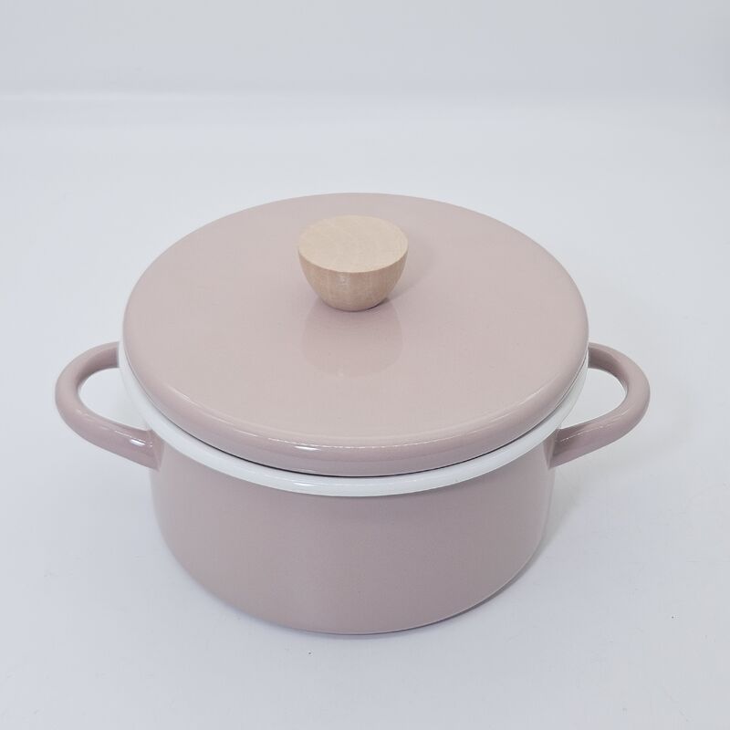 Minimalist Solid Color Round Enamel Casserole Pot Food Safe Enamel Cookware With Matching Lid For Household Cooking