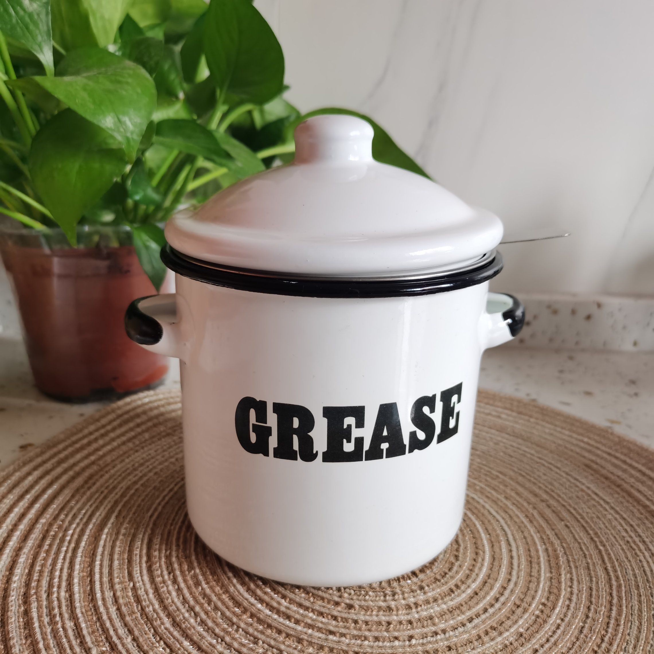 Round Enamel Coating bacon grease can with strainer Carbon Steel Grease ...